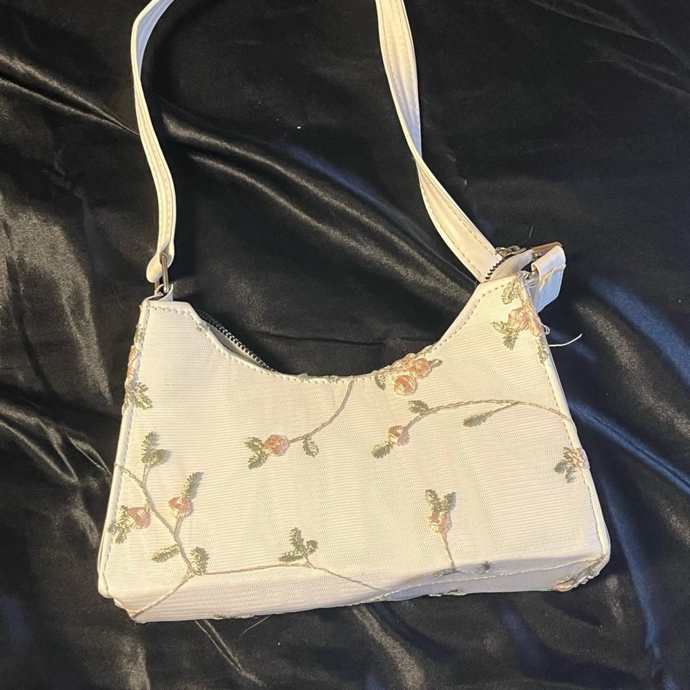 SHEIN Cream and Green Mini Bag with Distinctive Design